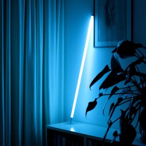 120cm Neon Tube LED, Lyseblå - Designer rør, inkl. ledning