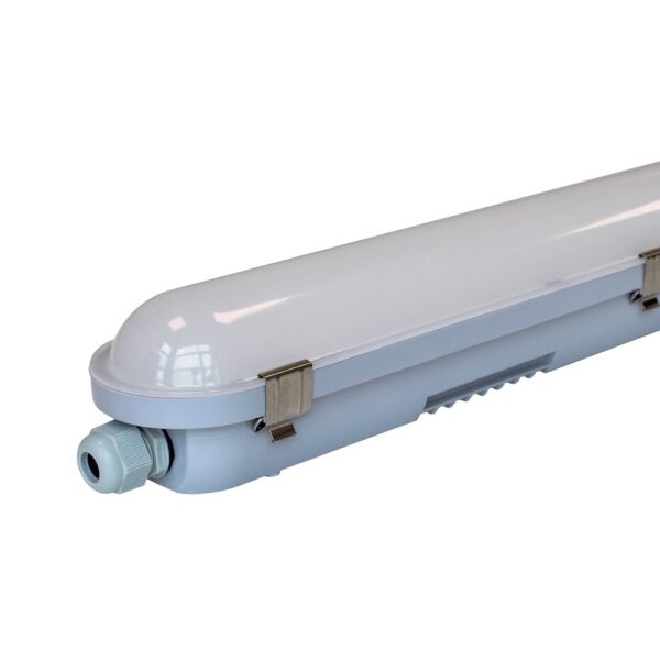 150 cm armatur HiCRI - RA90, 60W, gennemfortrådet, IP65