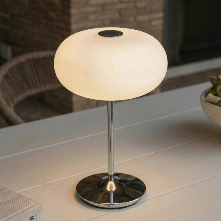 Anoria LED-bordlampe med batteri, krom/hvid, glas, USB Lucande - Stue - Design - Med én lyskilde