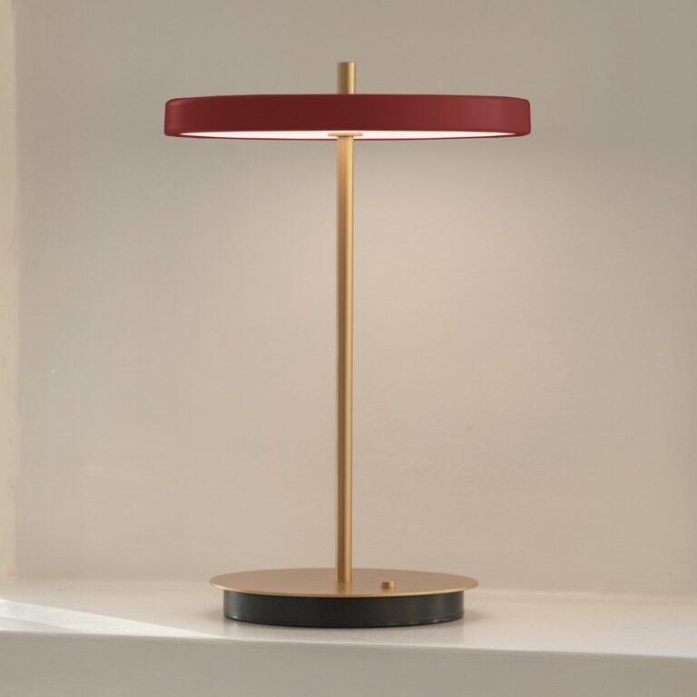 Asteria Move LED-batteridrevet bordlampe, rød/messing, 31 cm UMAGE - Stue - Design - Metal - Med skærm