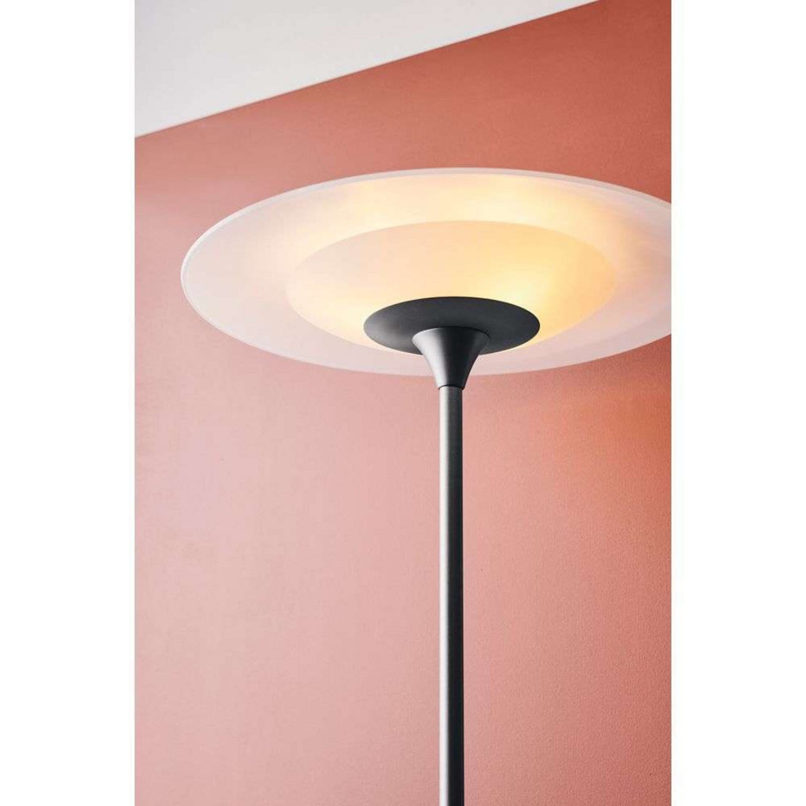 Baroni gulvlampe, sort, højde 150 cm, metal – Halo Design - Stue
