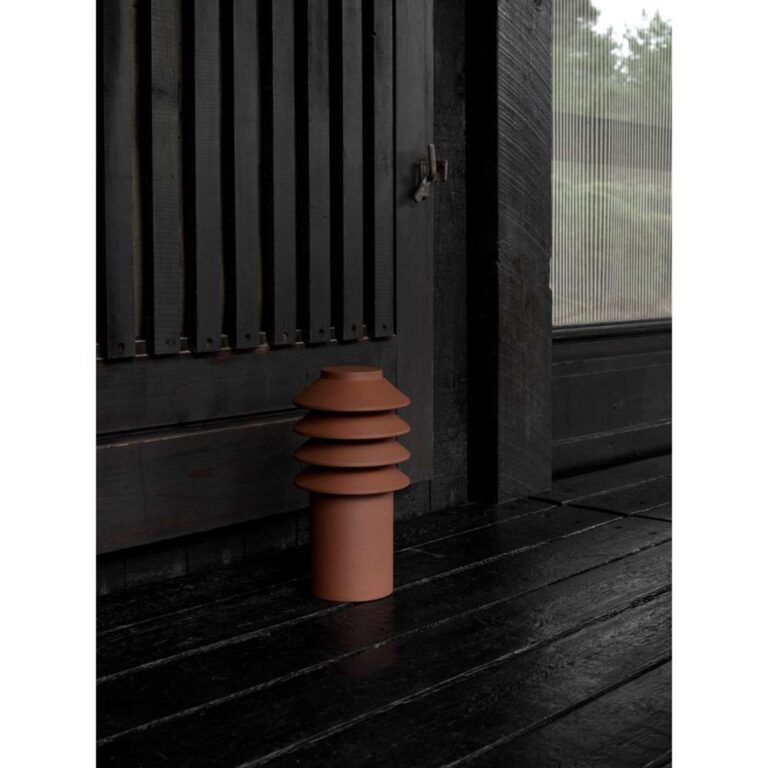 Bysted Garden 25 cm 2700K Jordklump corten Louis Poulsen - Terrasse - Aluminium