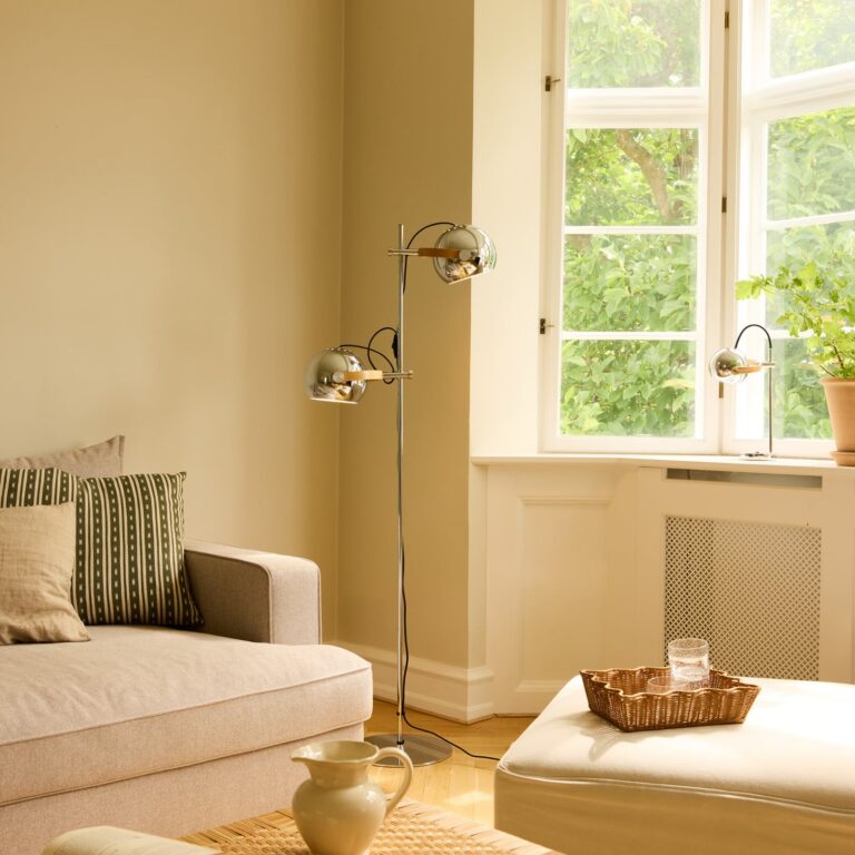 DC gulvlampe, krom, højde 150 cm metal 2 lyskilder. Halo Design - Stue - Med flere lyskilder
