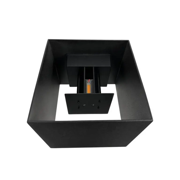 Dyberg Larsen - Venus LED Udendørs Væglampe 15x15 Sort