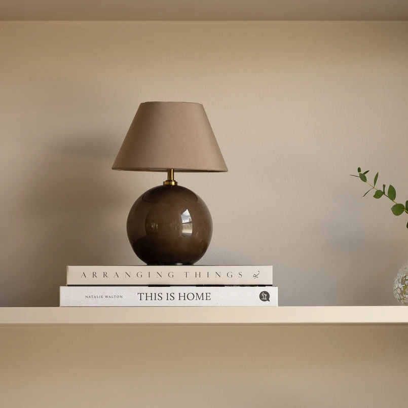 Globen Lighting - Iris 16 LED-batteridrevet bordlampe brun tekstil