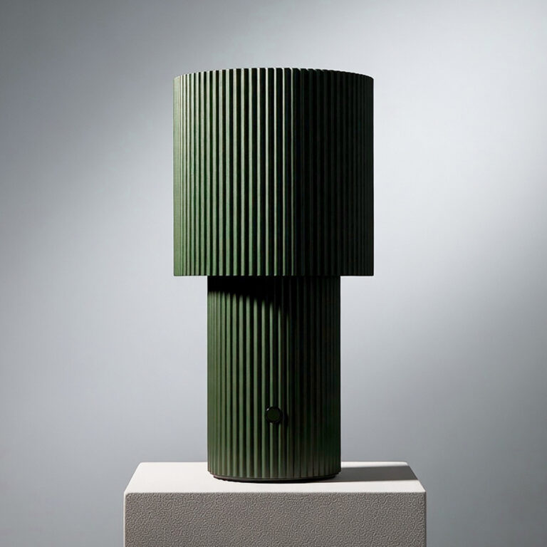 Iluma LED-bordlampe med batteri, olivengrøn, højde 22,1 cm – Herstal Belid - Stue - Moderne - Aluminium - Med én lyskilde