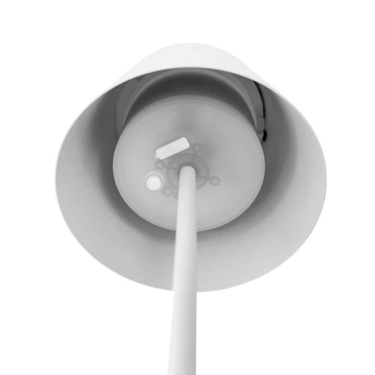 Karl LED-batteridrevet bordlampe, hvid, IP44 – Dyberg Larsen - Stue - Skandinavisk - Metal - Med skærm
