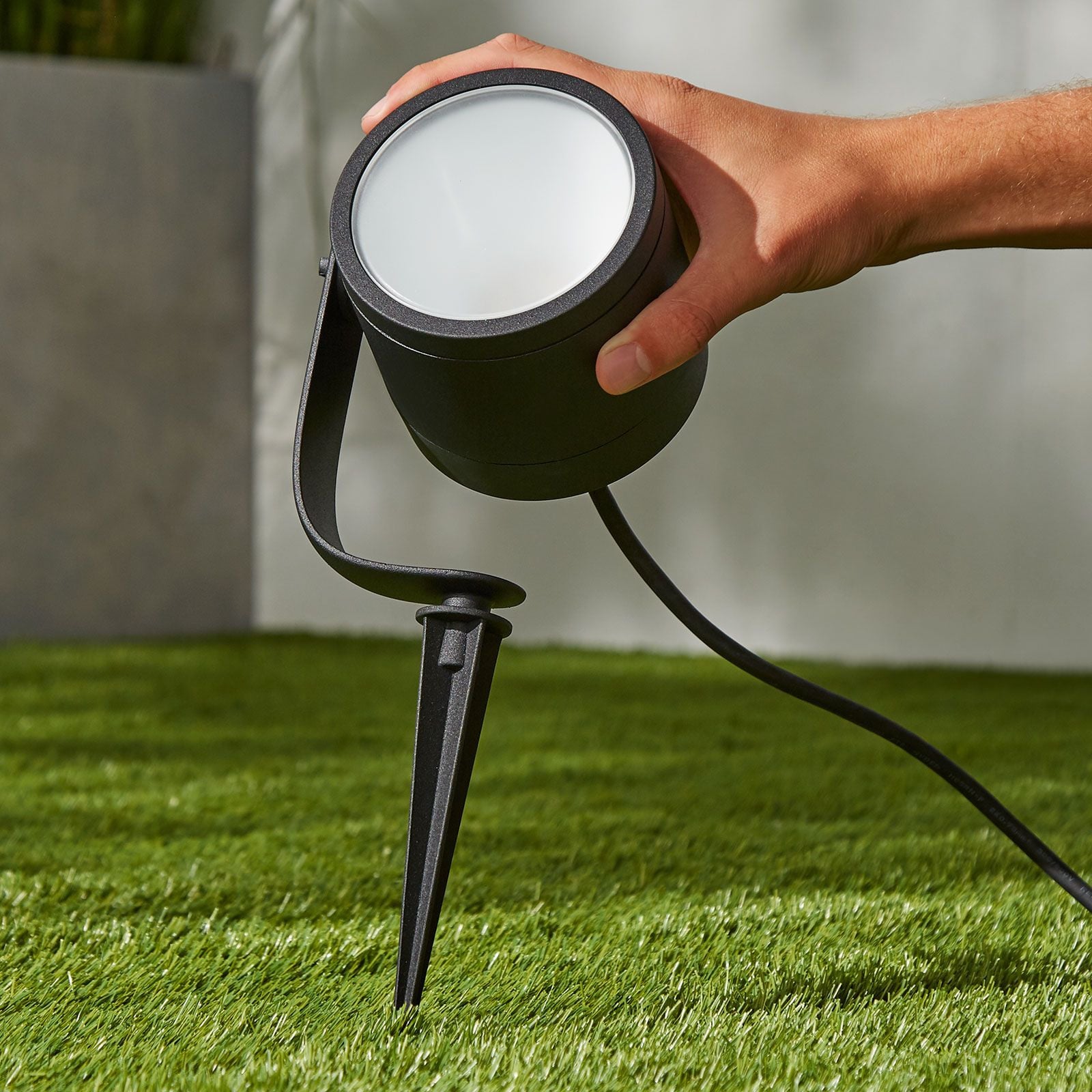Lily XL LED-udendørsspotlight, sort, 24 V – Philips Hue Philips Hue Lily XL - Moderne - Metal - Rund