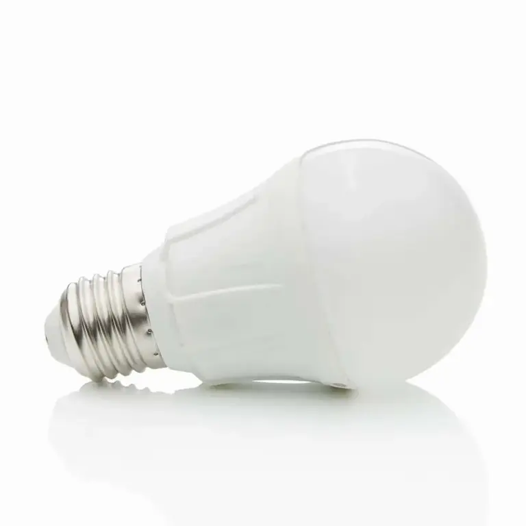 Lindby - Pære LED 9W (810lm) E27