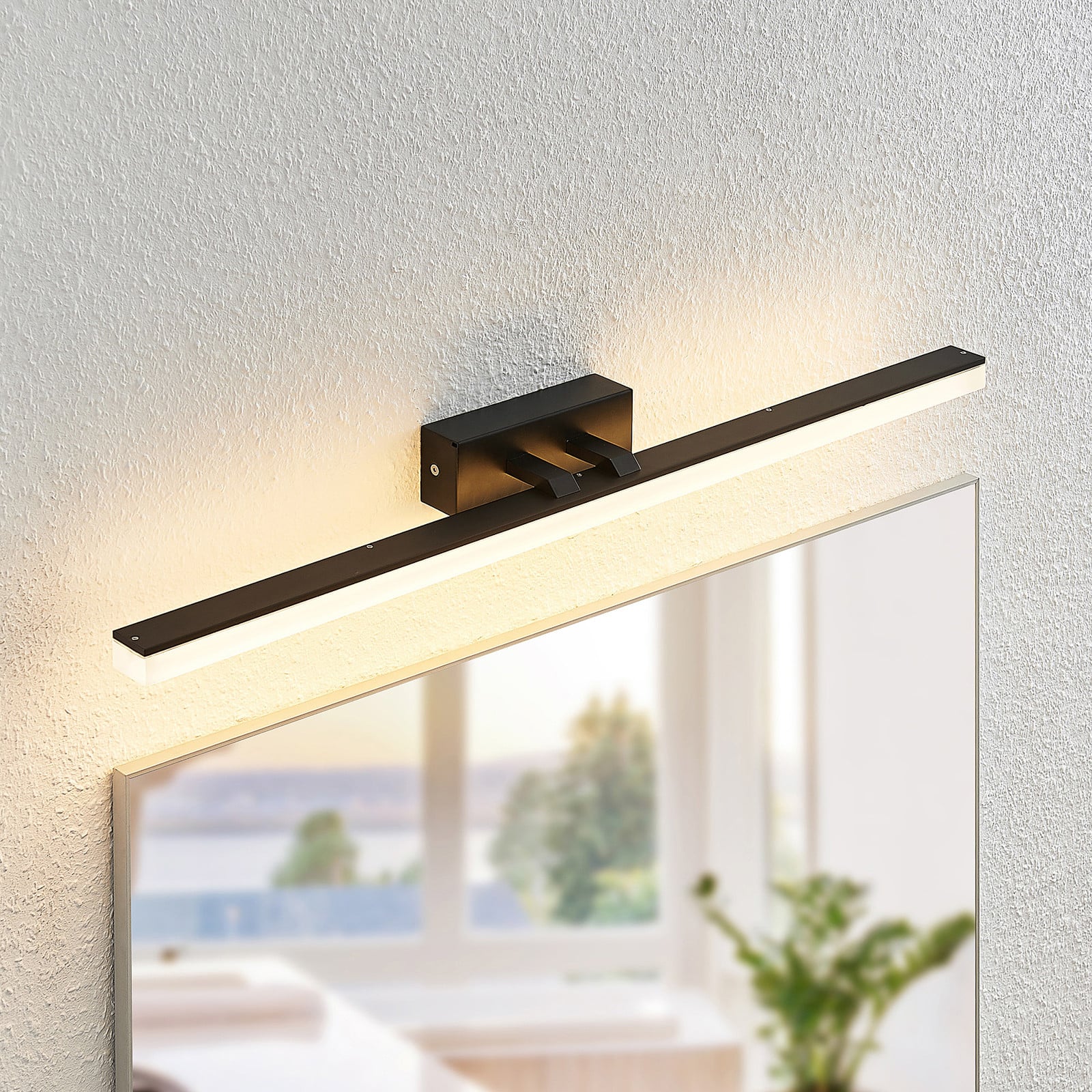 Lisana LED Væglampe IP44 L75 Black Lucande - Badeværelse - Moderne - Metal - Med én lyskilde