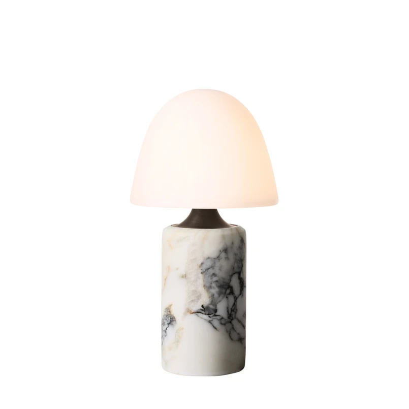 Made By Hand - LED-batteridrevet bordlampe Fuse, marmor, glas – håndlavet