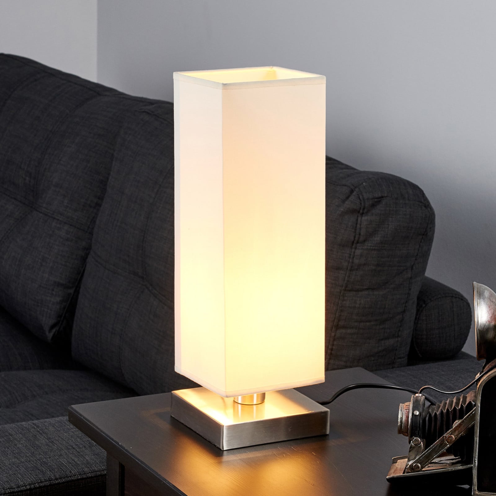 Martje LED Bordlampe Cream - Lindby - Stue - Moderne - Stof / tekstil - Med skærm