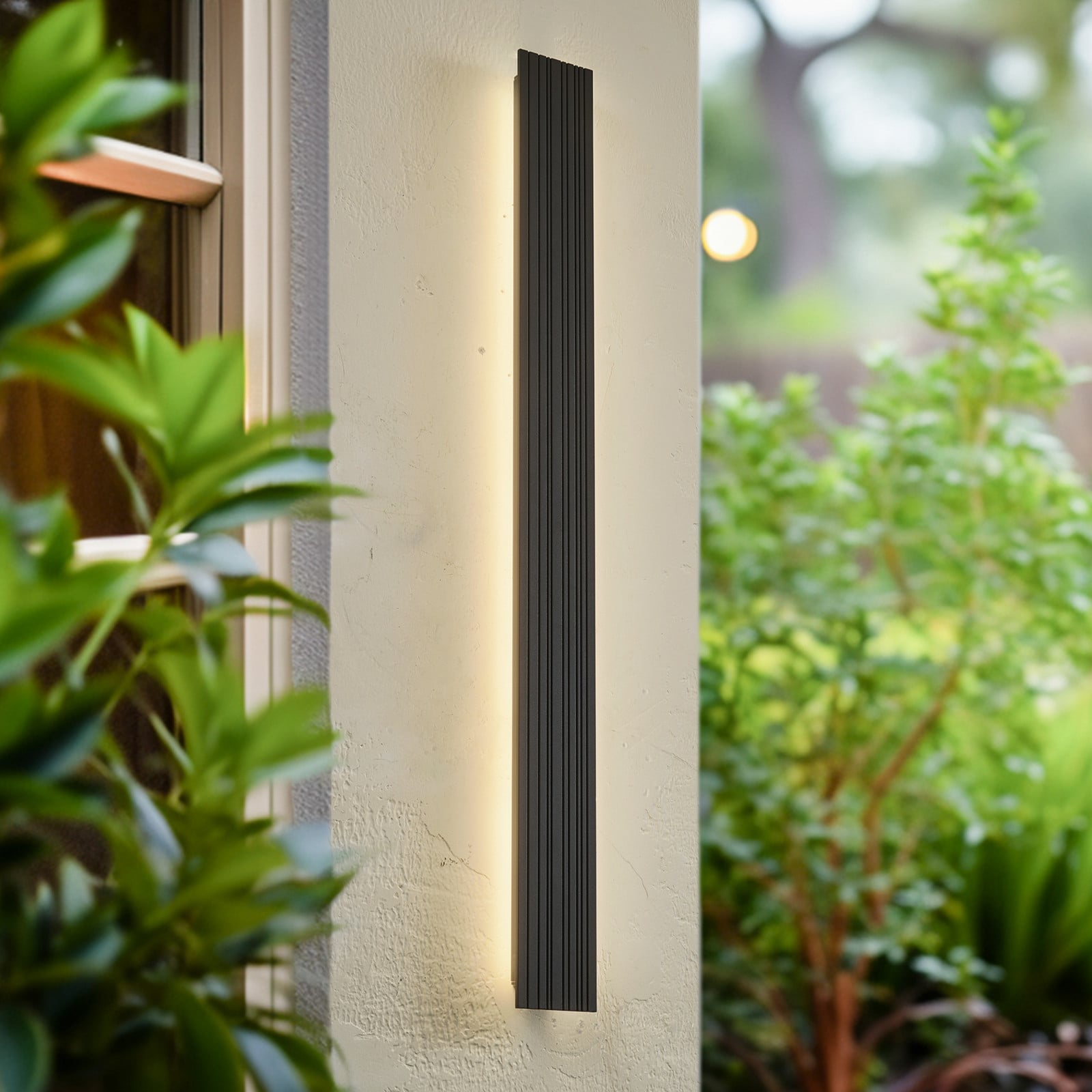 Melira udendørs LED-væglampe, højde 100 cm, antracit – Lucande - Terrasse - Moderne - Aluminium - Med én lyskilde