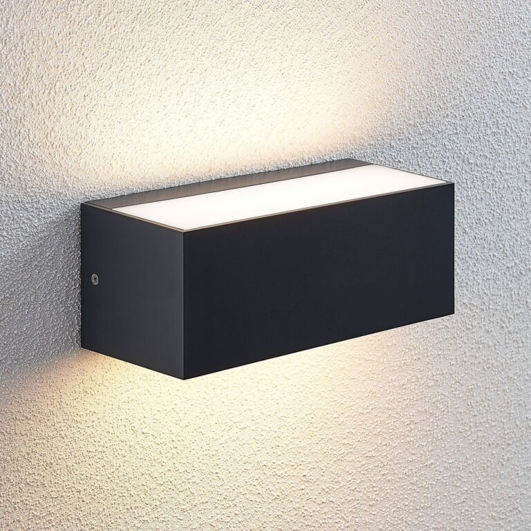 Nienke LED Udendørs Væglampe IP65 L23 Dark Grey - Lindby - Altan - Moderne - Plastik - Kantet