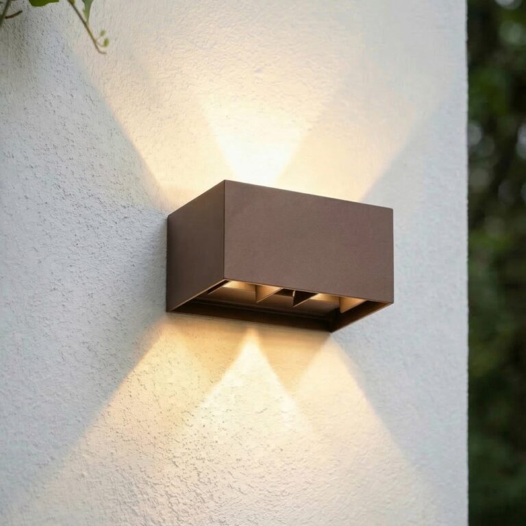 Nivar udendørs LED-væglampe, rustfarvet, 4 lyskilder, 20 cm, IP54 Lindby - Terrasse - Moderne - Aluminium - Kantet