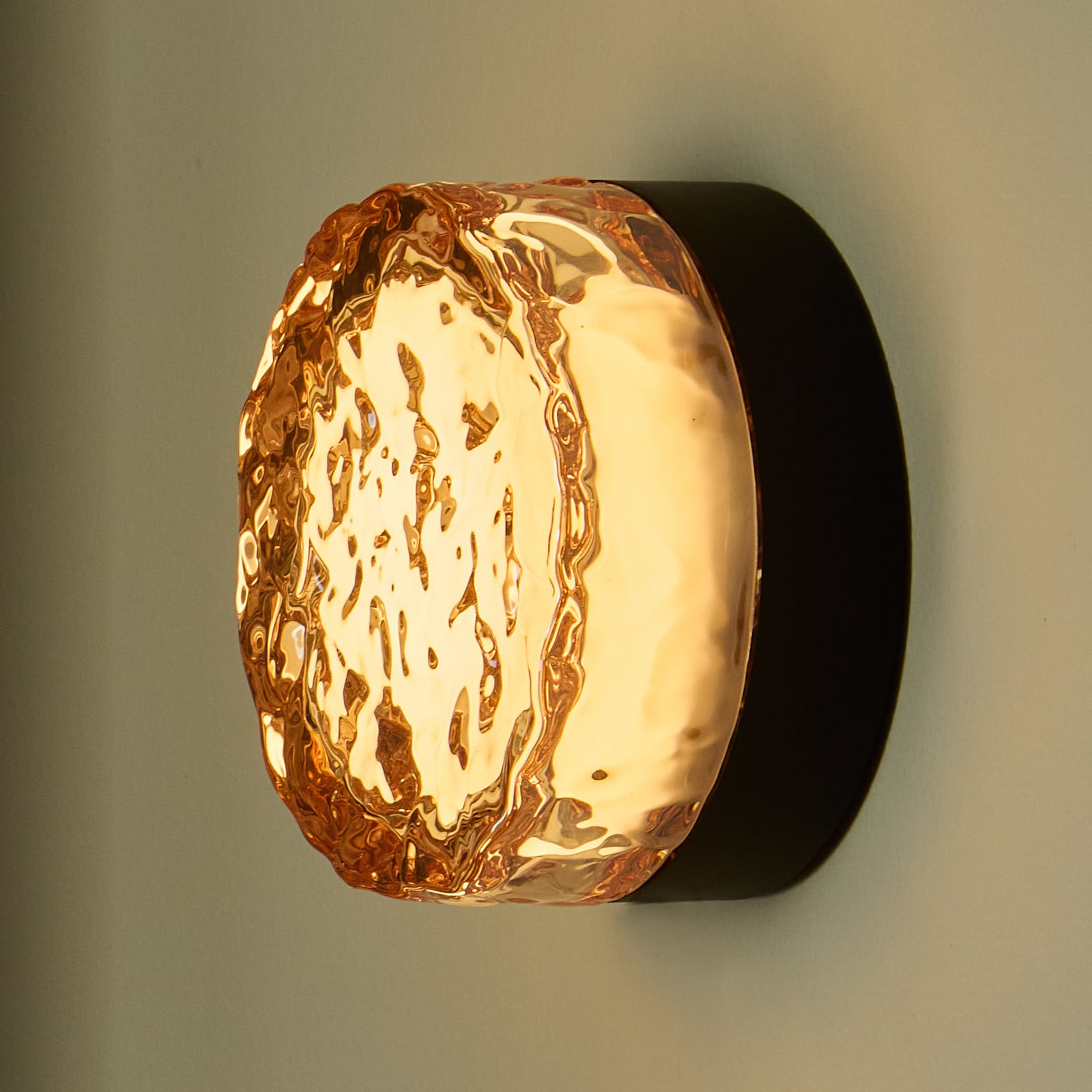 Otto Ice LED-væglampe, ravfarvet, 13 cm CCT, IP65 – LOOM DESIGN - Køkken - Moderne - Plastik - Med én lyskilde