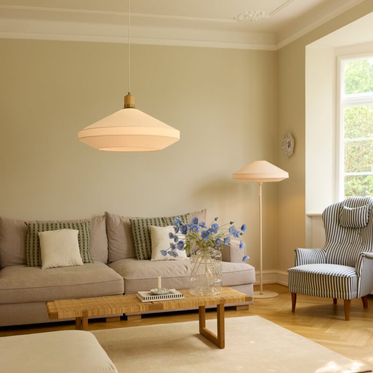 PARIS SOFT gulvlampe, creme, tekstil Højde 140 cm Halo Design - Stue - Stof / tekstil - Med én lyskilde