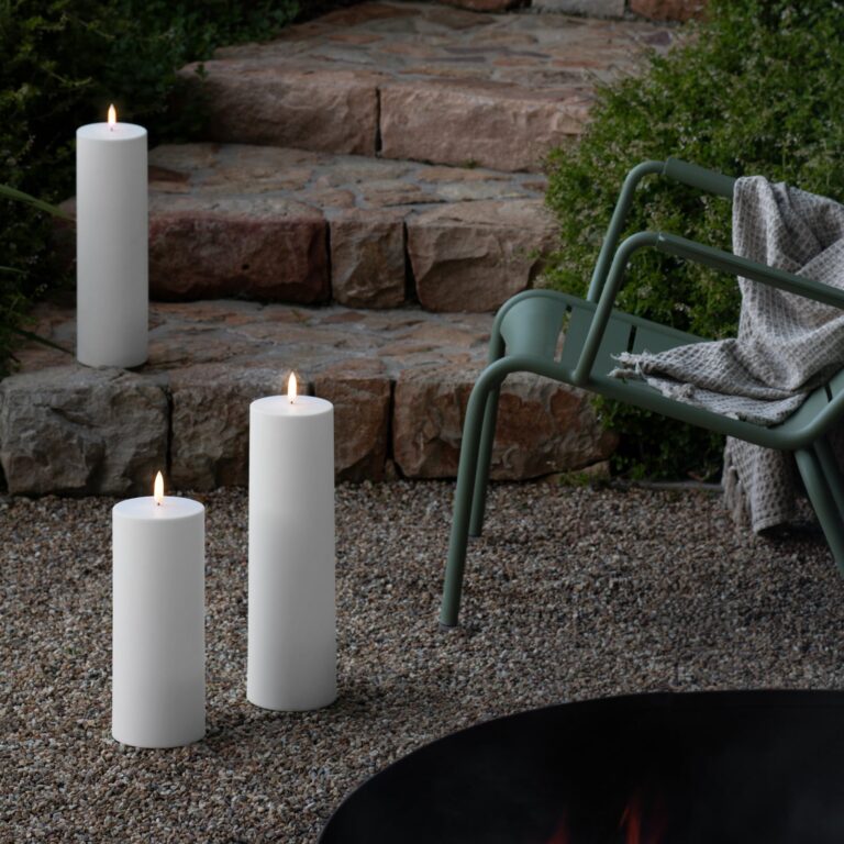 PILLAR Maxi udendørs LED-stearinlys, H 40 cm, IPX5 – Uyuni Lighting - Stue - Design - Plastik - Med én lyskilde