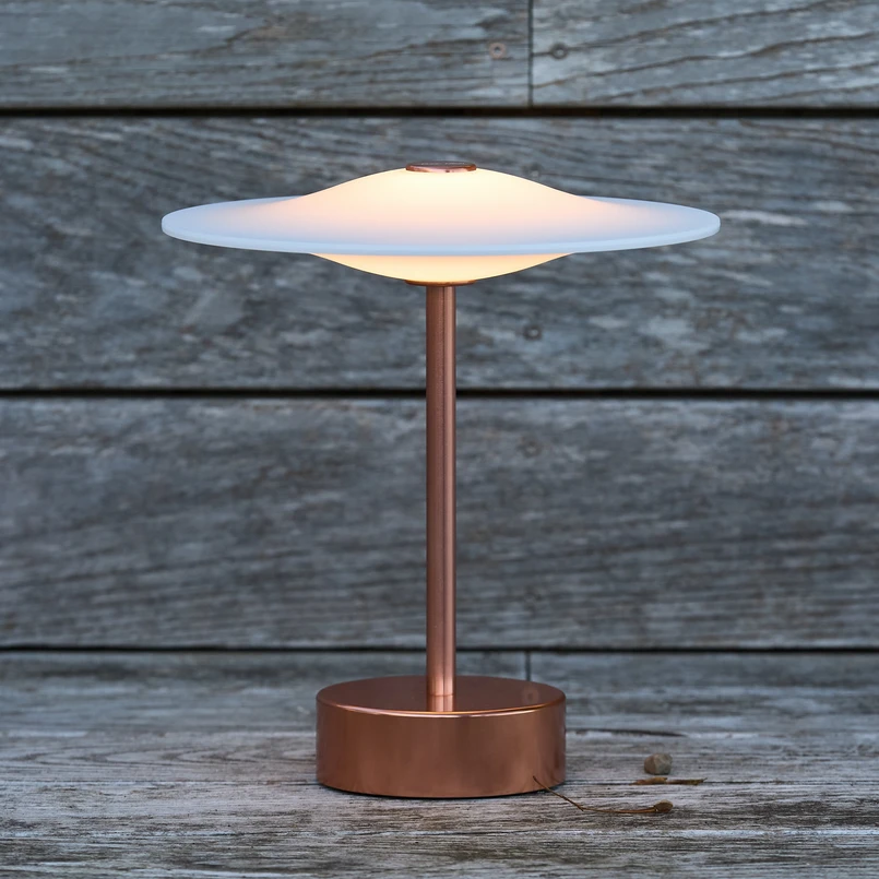 Piet Hein - Sinus 22 bærbar LED-bordlampe, kobber, IP44