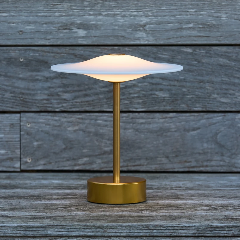 Piet Hein - Sinus 22 bærbar LED-bordlampe, messing, IP44