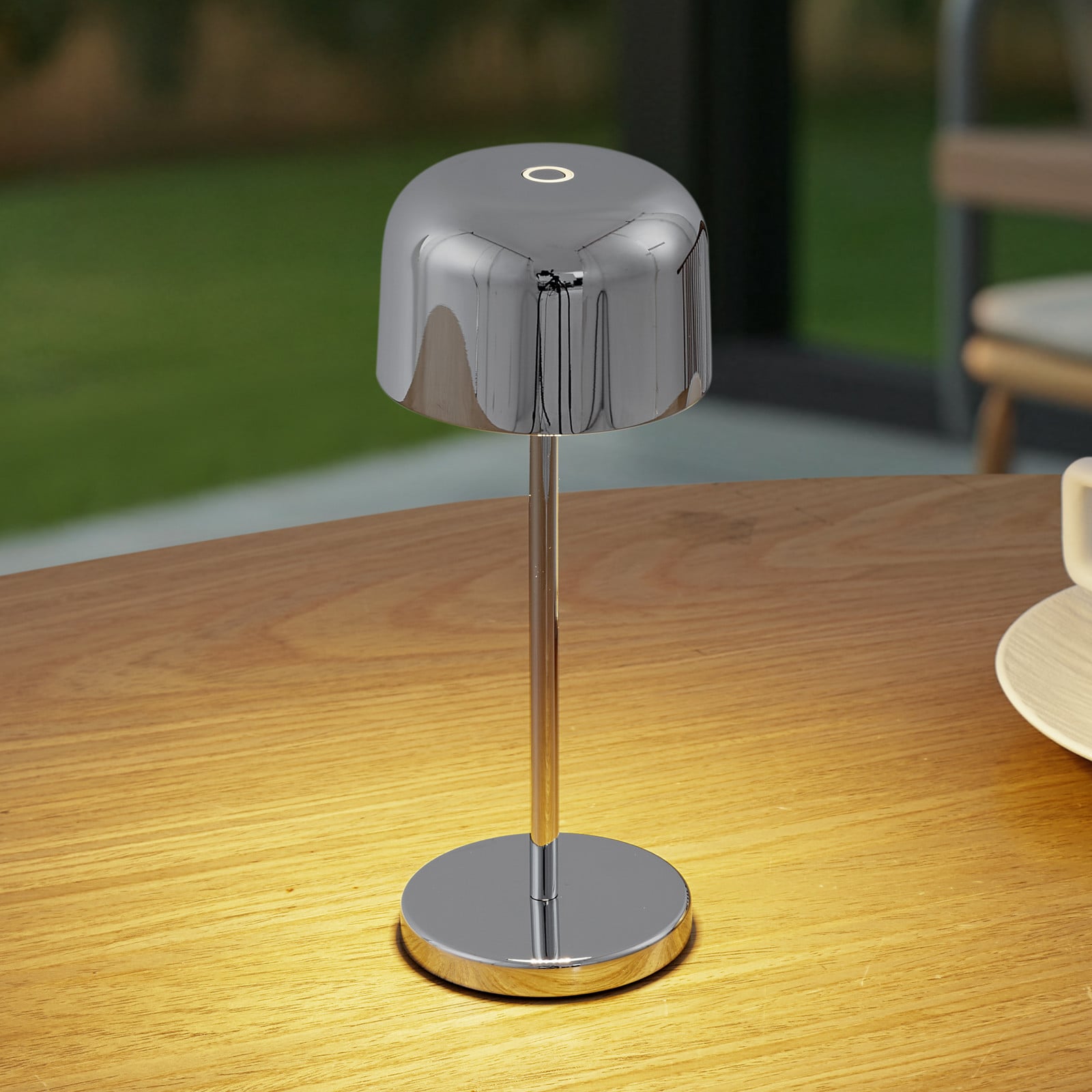 Quill LED-bordlampe med batteri, CCT, krom, dæmpbar – Lucande - Terrasse - Moderne - Aluminium - Med skærm