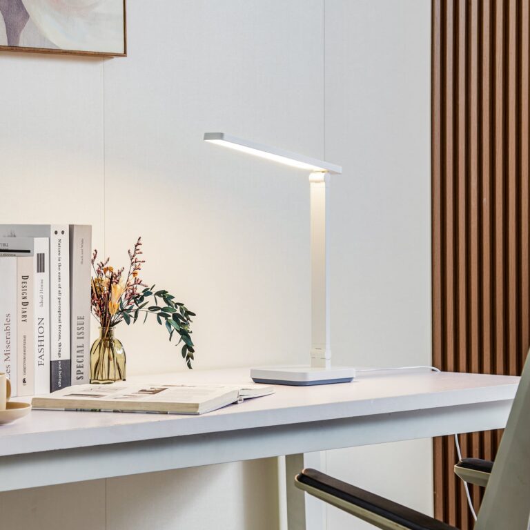Rylas LED Bordlampe CCT White Lindby - Kontor / arbejdsværelse - Kantet