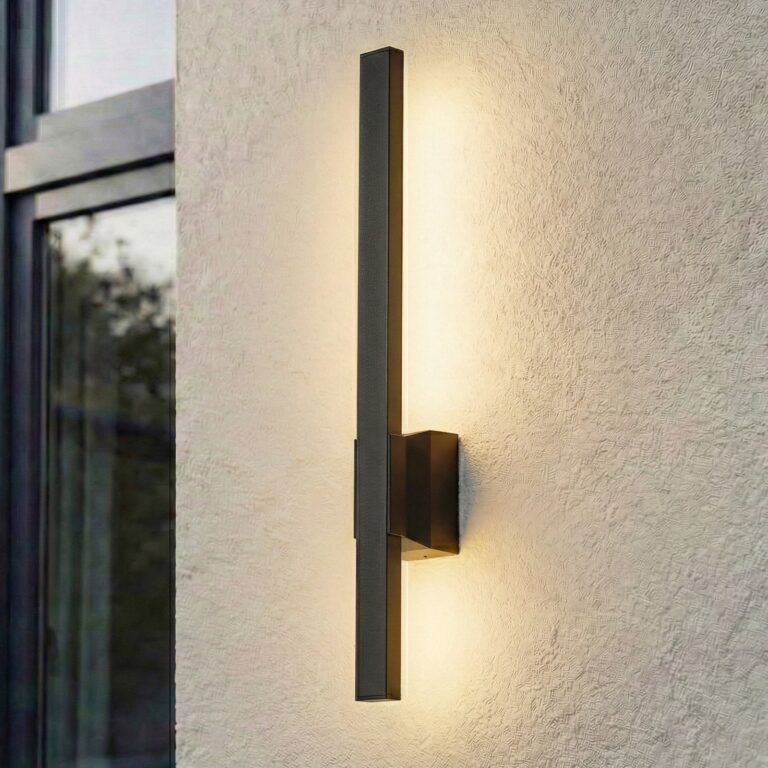 Sakari udendørs LED-væglampe, sort, aluminium, højde 50 cm – Lindby - Terrasse - Moderne - Med én lyskilde