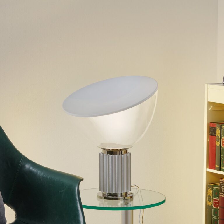 Taccia LED Bordlampe Small Silver - Flos Taccia small - Stue - Design - Metal - Med én lyskilde