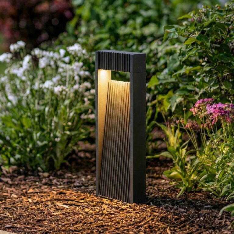 Tavion LED-sokkellampe, antracit, IP65, 40 cm Lucande - Terrasse - Moderne - Aluminium - Med én lyskilde