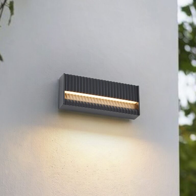 Tavion udendørs LED-væglampe, antracit, 25 cm, IP65 Lucande - Terrasse - Moderne - Aluminium - Med én lyskilde