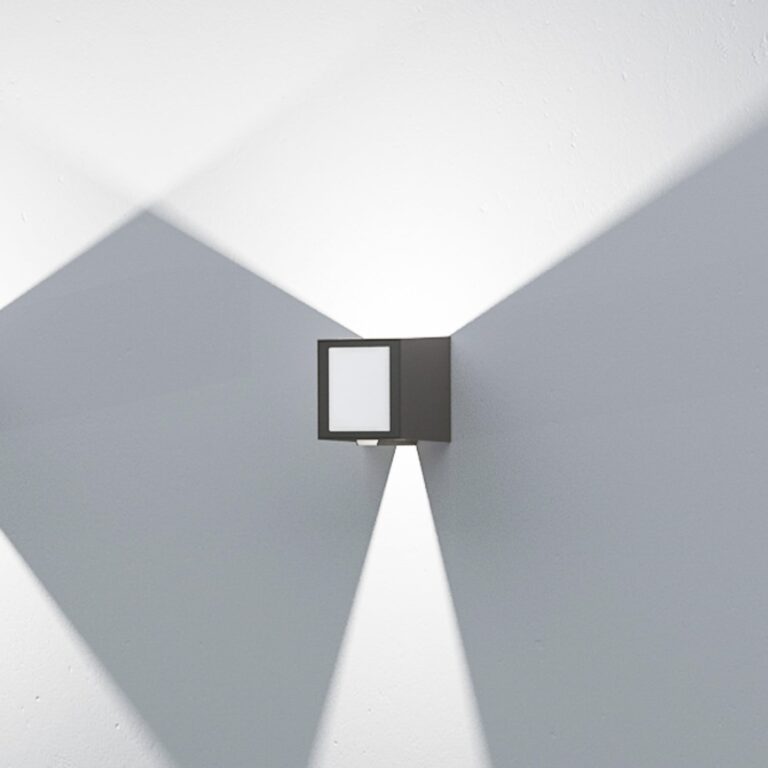 Una LED 9W udendørs væglampe, sort – LOOM DESIGN - Moderne - Metal - Kantet
