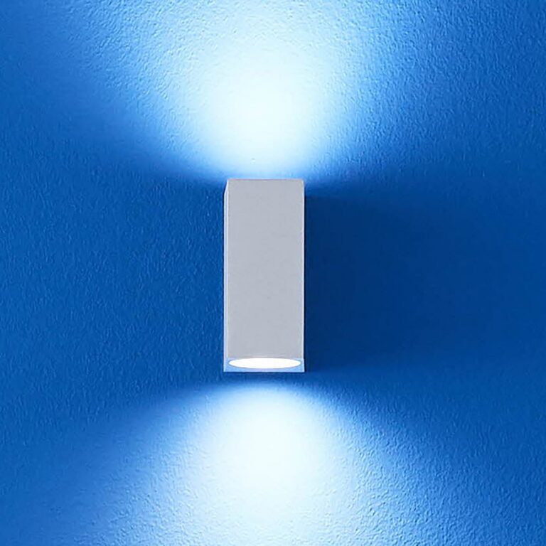 Up & Down WiZ 2 væglampe RGB hvid – WiZ Up&Down - Stue - Moderne - Plastik - Med flere lyskilder
